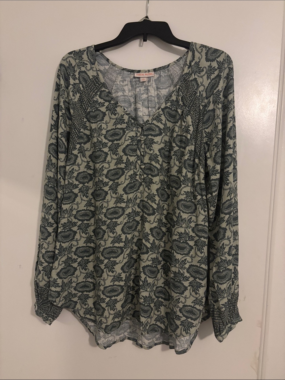 Knox Rose Sage Green Floral V-Neck Long Sleeve Blouse